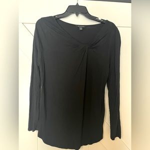 Long sleeve knit top